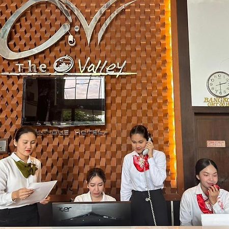 The O Valley Boutique Hotel Сураттхани Экстерьер фото