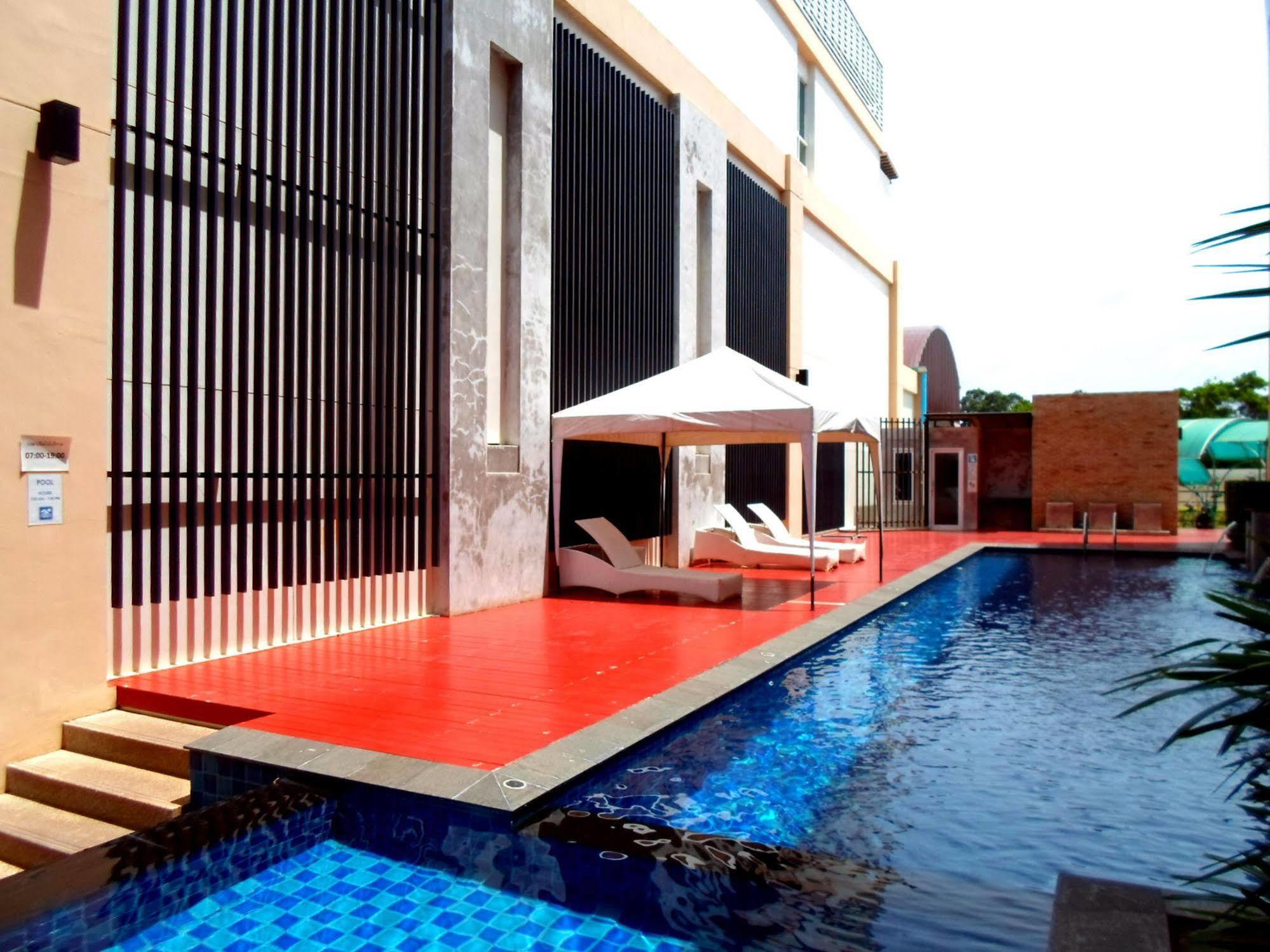 The O Valley Boutique Hotel Сураттхани Экстерьер фото